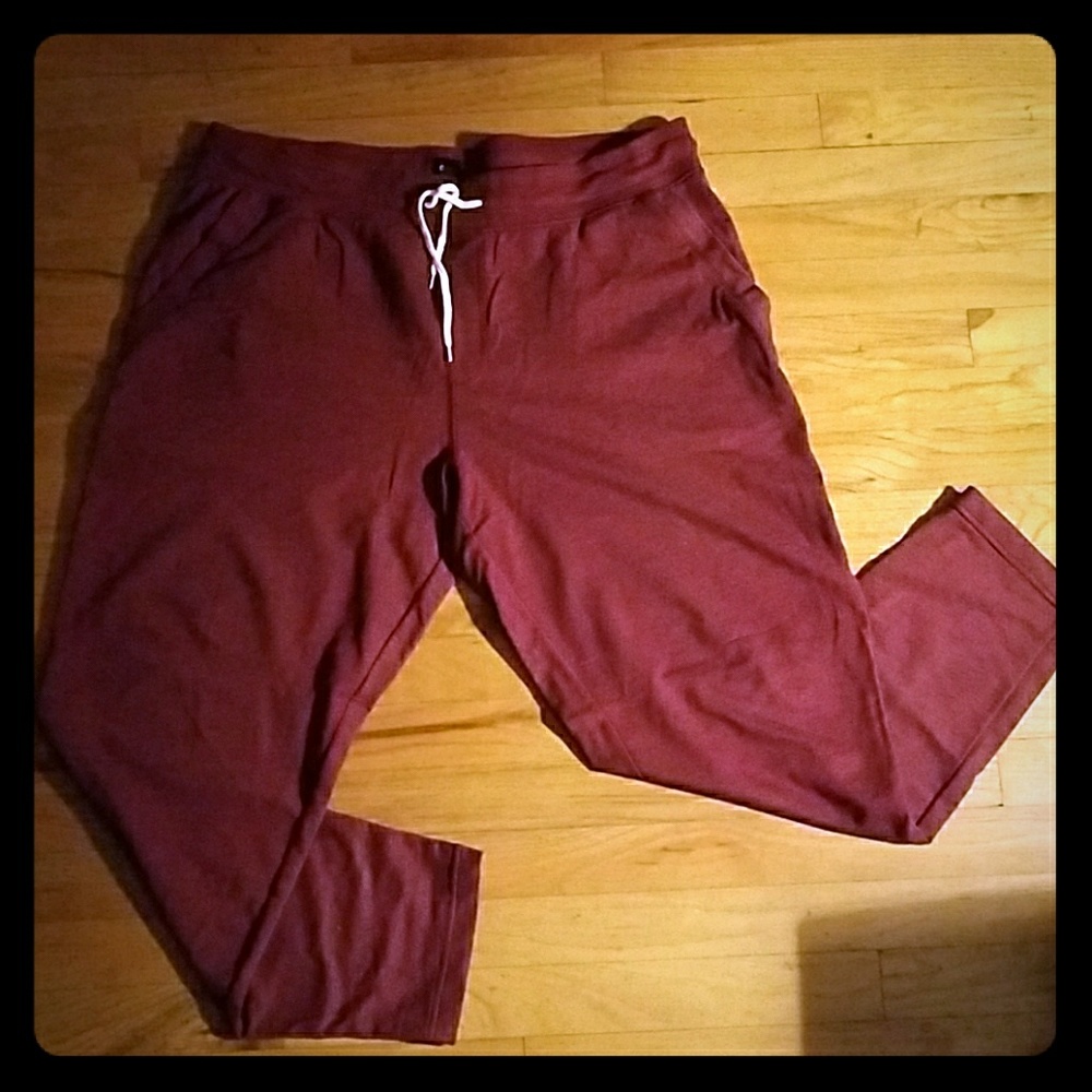 Gap sweats